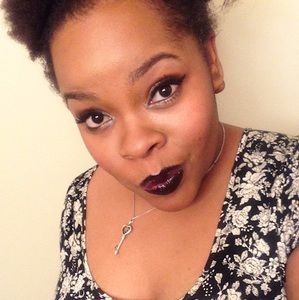 Meet your Posher, Erica